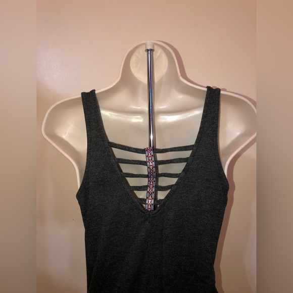 Gray top with a colorful design from Maurice’s in a size small - Picture 6 of 11